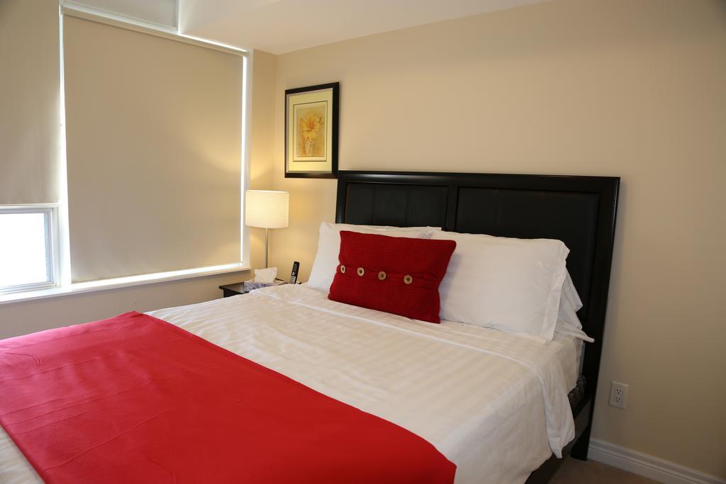 Duke Furnished Suites - Mississauga City Centre Room photo